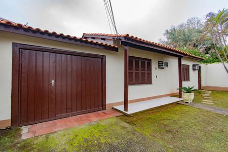Casa para alugar com 250m², 3 quartos e 1 vagaÁrea Externa