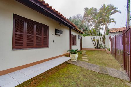 Casa para alugar com 250m², 3 quartos e 1 vagaÁrea Externa