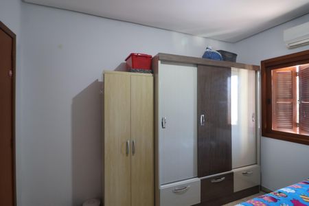 Casa à venda com 248m², 3 quartos e 2 vagasQuarto 1