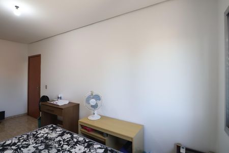 Casa à venda com 248m², 3 quartos e 2 vagasQuarto 3