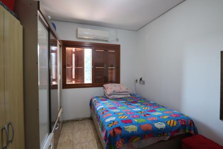 Casa à venda com 248m², 3 quartos e 2 vagasQuarto 1