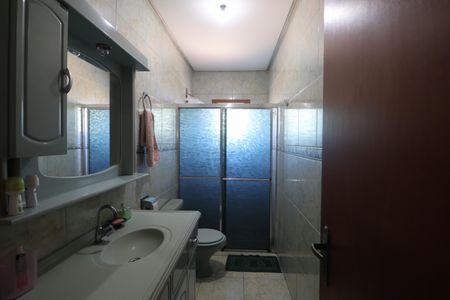 Casa à venda com 248m², 3 quartos e 2 vagasBanheiro