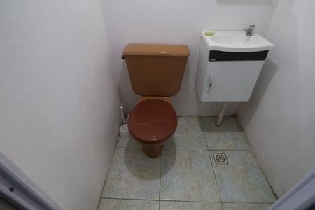 Casa à venda com 248m², 3 quartos e 2 vagasLavabo