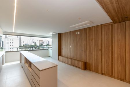 Sala de apartamento à venda com 2 quartos, 69m² em Brooklin, São Paulo