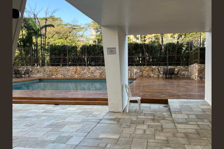 Apartamento à venda com 116m², 3 quartos e 1 vaga Apartamento à venda com 116m², 3 quartos e 1 vagaÁrea comum - Piscina