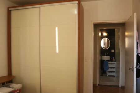 Apartamento à venda com 116m², 3 quartos e 1 vagaQuarto 2