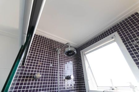 Apartamento à venda com 103m², 3 quartos e 2 vagas Apartamento à venda com 103m², 3 quartos e 2 vagasBanheiro da Suíte