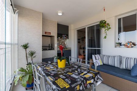 Apartamento à venda com 103m², 3 quartos e 2 vagas Apartamento à venda com 103m², 3 quartos e 2 vagasVaranda da Sala