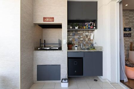 Apartamento à venda com 103m², 3 quartos e 2 vagas Apartamento à venda com 103m², 3 quartos e 2 vagasVaranda da Sala