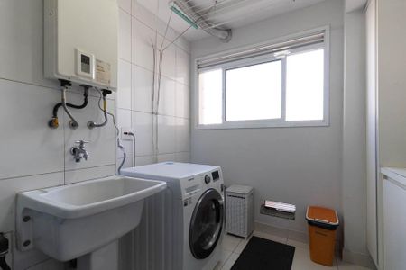 Apartamento à venda com 103m², 3 quartos e 2 vagas Apartamento à venda com 103m², 3 quartos e 2 vagasLavanderia