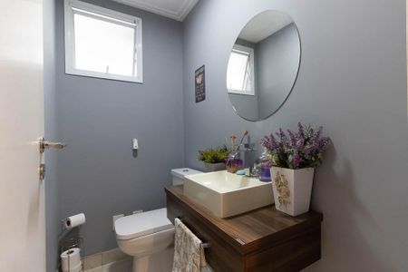 Apartamento à venda com 103m², 3 quartos e 2 vagas Apartamento à venda com 103m², 3 quartos e 2 vagasLavabo