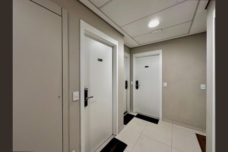 Apartamento à venda com 36m², 1 quarto e 1 vaga Apartamento à venda com 36m², 1 quarto e 1 vagaHall Apartamento