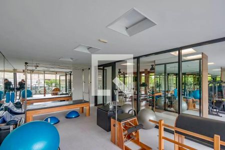 Apartamento à venda com 36m², 1 quarto e 1 vaga Apartamento à venda com 36m², 1 quarto e 1 vagaÁrea comum - Academia