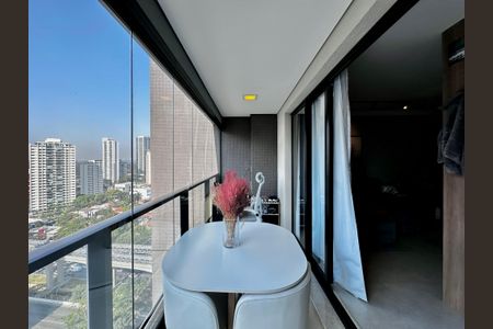 Apartamento à venda com 36m², 1 quarto e 1 vaga Apartamento à venda com 36m², 1 quarto e 1 vagaSacada da Sala