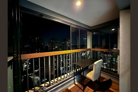 Studio à venda com 25m², 1 quarto e sem vaga Studio à venda com 25m², 1 quarto e sem vagaSacada