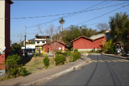 Apartamento para alugar com 42m², 2 quartos e 1 vagaFachada e portaria