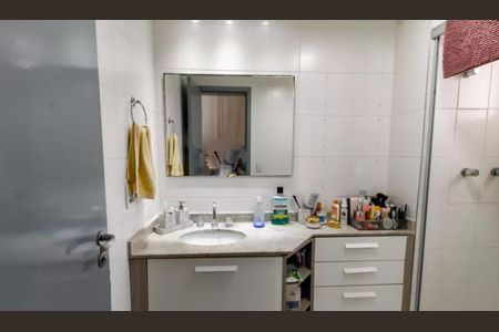 Apartamento à venda com 141m², 3 quartos e 2 vagasFoto 01