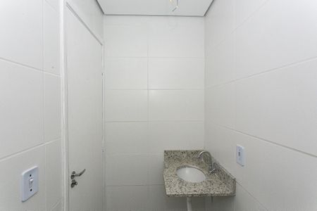 Apartamento à venda com 40m², 2 quartos e sem vaga Apartamento à venda com 40m², 2 quartos e sem vagaBanheiro