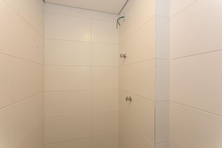 Apartamento à venda com 40m², 2 quartos e sem vaga Apartamento à venda com 40m², 2 quartos e sem vagaBanheiro