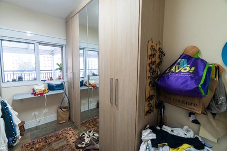 Apartamento à venda com 100m², 2 quartos e 1 vaga Apartamento à venda com 100m², 2 quartos e 1 vagaQuarto