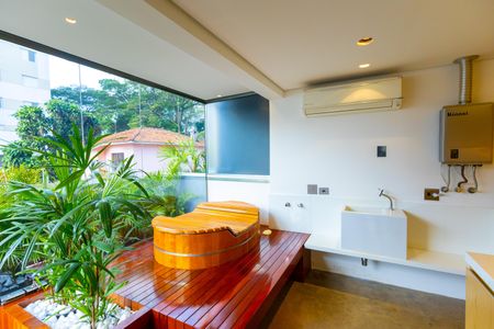 Apartamento para alugar com 104m², 1 quarto e 1 vagaÁrea de Serviço