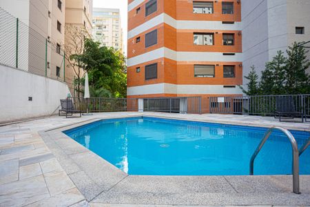 Apartamento para alugar com 170m², 3 quartos e 3 vagasÁrea comum - Piscina