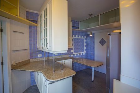 Apartamento para alugar com 170m², 3 quartos e 3 vagasCozinha