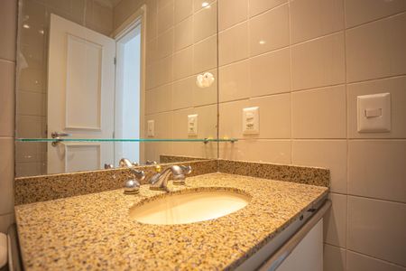 Apartamento para alugar com 170m², 3 quartos e 3 vagasBanheiro