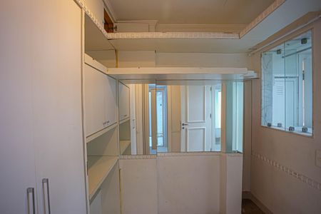 Apartamento para alugar com 170m², 3 quartos e 3 vagasQuarto de Serviço