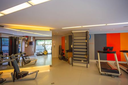 Apartamento para alugar com 170m², 3 quartos e 3 vagasÁrea comum - Academia