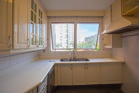 Apartamento para alugar com 170m², 3 quartos e 3 vagasCozinha