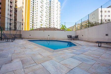 Apartamento para alugar com 170m², 3 quartos e 3 vagasÁrea comum - Piscina