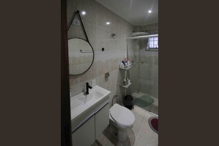 Apartamento à venda com 49m², 2 quartos e 1 vaga Apartamento à venda com 49m², 2 quartos e 1 vagaBanheiro