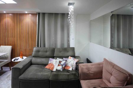 Apartamento à venda com 49m², 2 quartos e 1 vaga Apartamento à venda com 49m², 2 quartos e 1 vagaSala