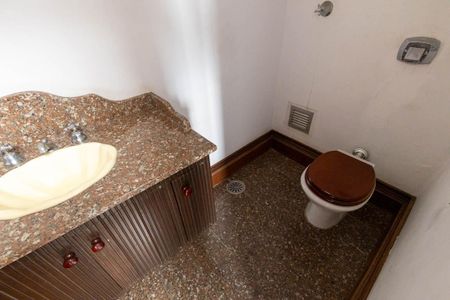 Apartamento à venda com 836m², 4 quartos e 6 vagasLavabo