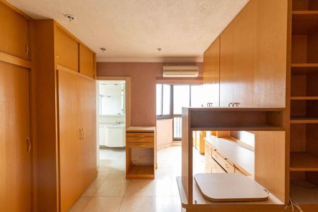Apartamento à venda com 836m², 4 quartos e 6 vagasSuíte 4