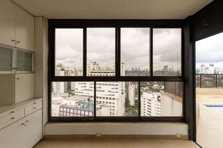 Apartamento à venda com 836m², 4 quartos e 6 vagasSala da Piscina