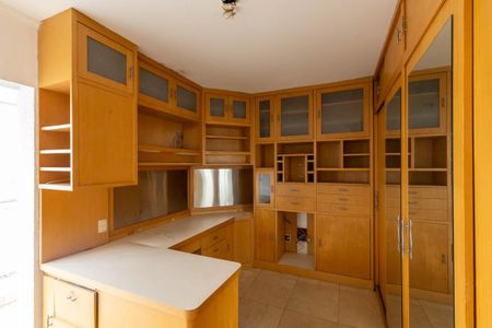 Apartamento à venda com 836m², 4 quartos e 6 vagasSuíte 2