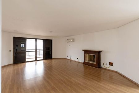 Apartamento à venda com 836m², 4 quartos e 6 vagasSuíte 1