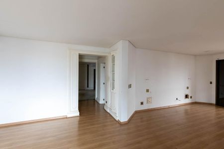 Apartamento à venda com 836m², 4 quartos e 6 vagasSuíte 1