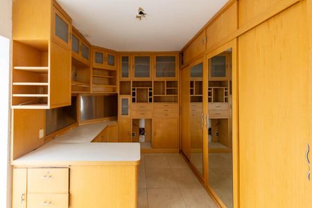 Apartamento à venda com 836m², 4 quartos e 6 vagasSuíte 2