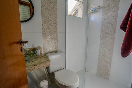 Apartamento à venda com 120m², 2 quartos e 1 vaga Apartamento à venda com 120m², 2 quartos e 1 vagaBanheiro Corredor