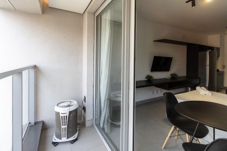 Studio à venda com 24m², 1 quarto e sem vaga Studio à venda com 24m², 1 quarto e sem vagaVaranda