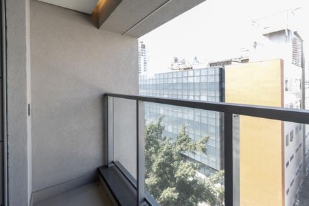 Studio à venda com 24m², 1 quarto e sem vaga Studio à venda com 24m², 1 quarto e sem vagaVaranda