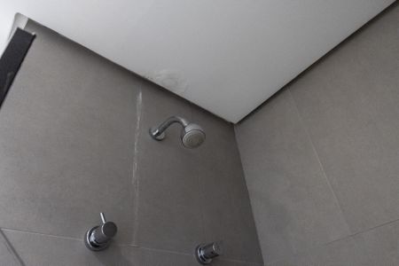 Studio à venda com 24m², 1 quarto e sem vaga Studio à venda com 24m², 1 quarto e sem vagaBanheiro