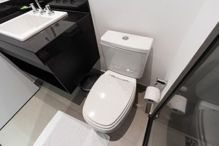 Studio à venda com 24m², 1 quarto e sem vaga Studio à venda com 24m², 1 quarto e sem vagaBanheiro