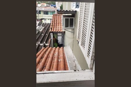 Casa à venda com 4 quartos, 220m² em Jardim Ubirajara, São Paulo