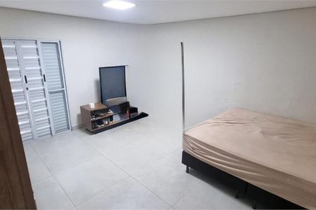 Casa à venda com 183m², 2 quartos e 3 vagas