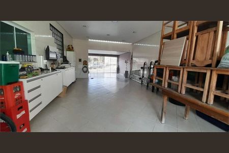 Casa à venda com 448m², 3 quartos e 6 vagas