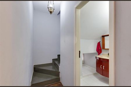 Casa à venda com 194m², 4 quartos e 2 vagas